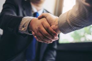 Making an agreement with a divorce lawyer
